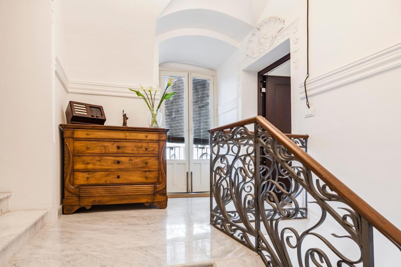 La Suite Di Piazza Dell'Universita Catánia Buitenkant foto