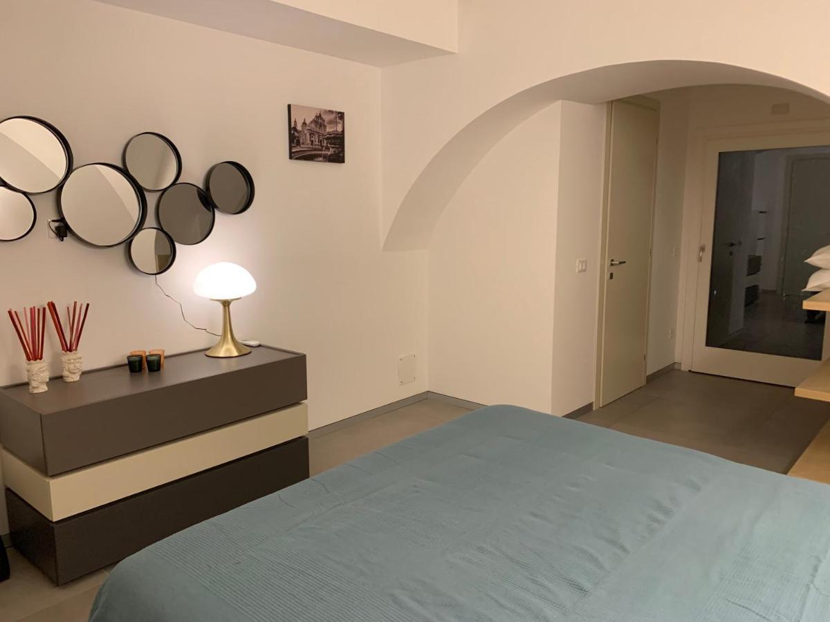 La Suite Di Piazza Dell'Universita Catánia Buitenkant foto