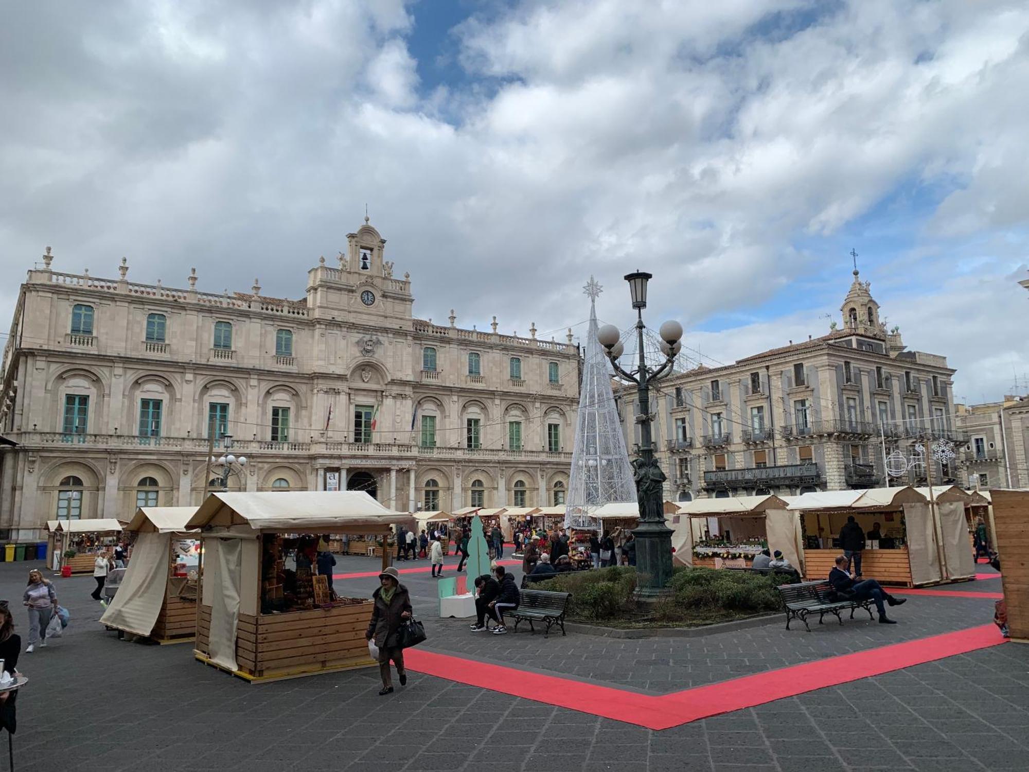 La Suite Di Piazza Dell'Universita Catánia Buitenkant foto